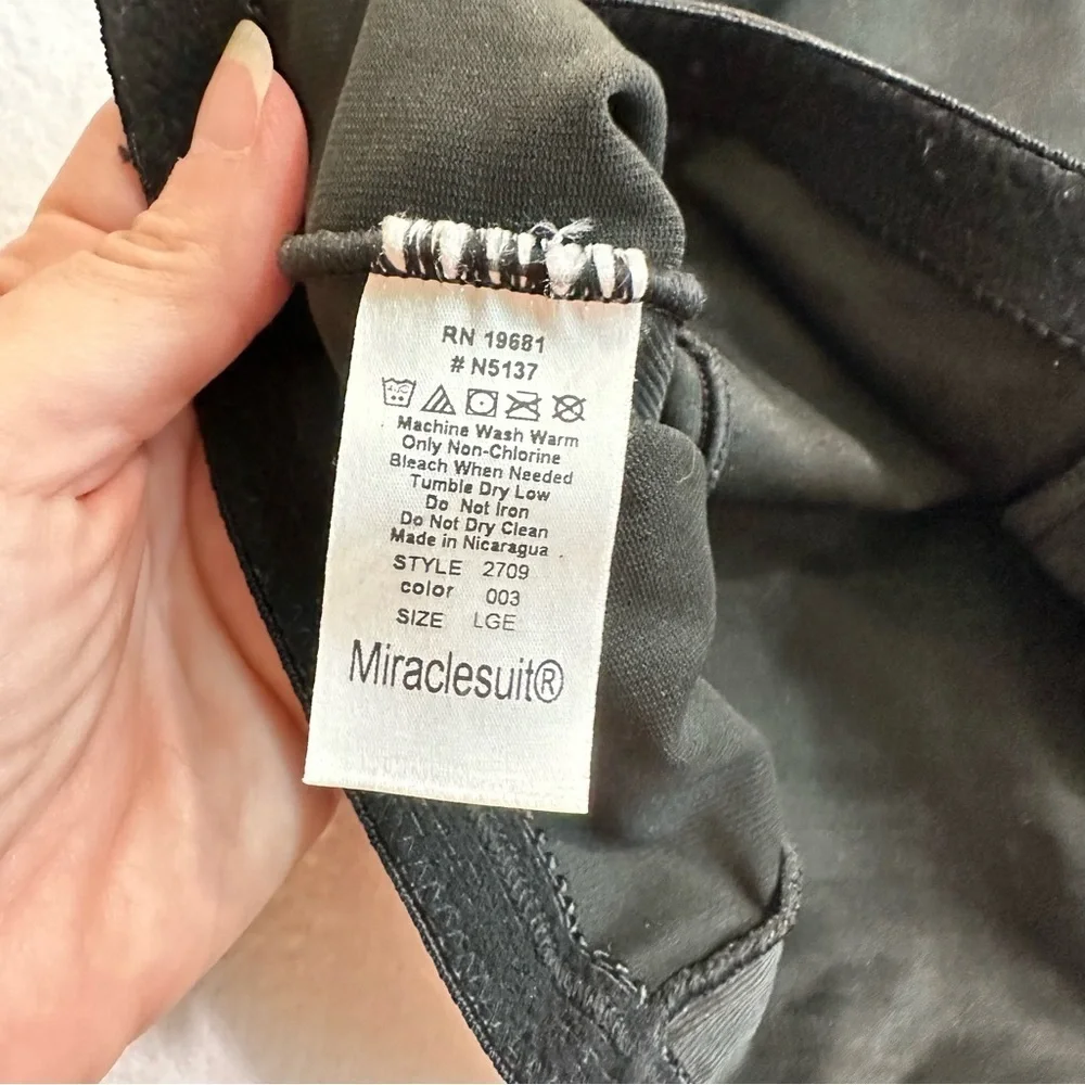 Miraclesuit “shape edge”